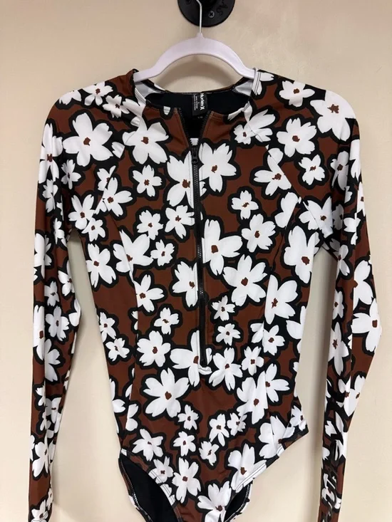 Hurley Brown White DAISY Floral Long-Sleeve One-Piece Swimsuit NEW WITHOUT TAGS - Picture 3 of 8